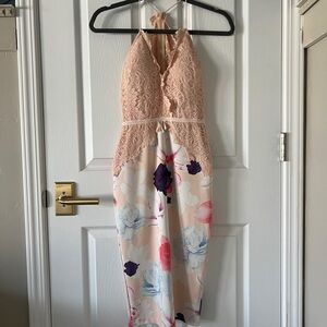 Selfie Leslie Floral & Lace Midi Dress